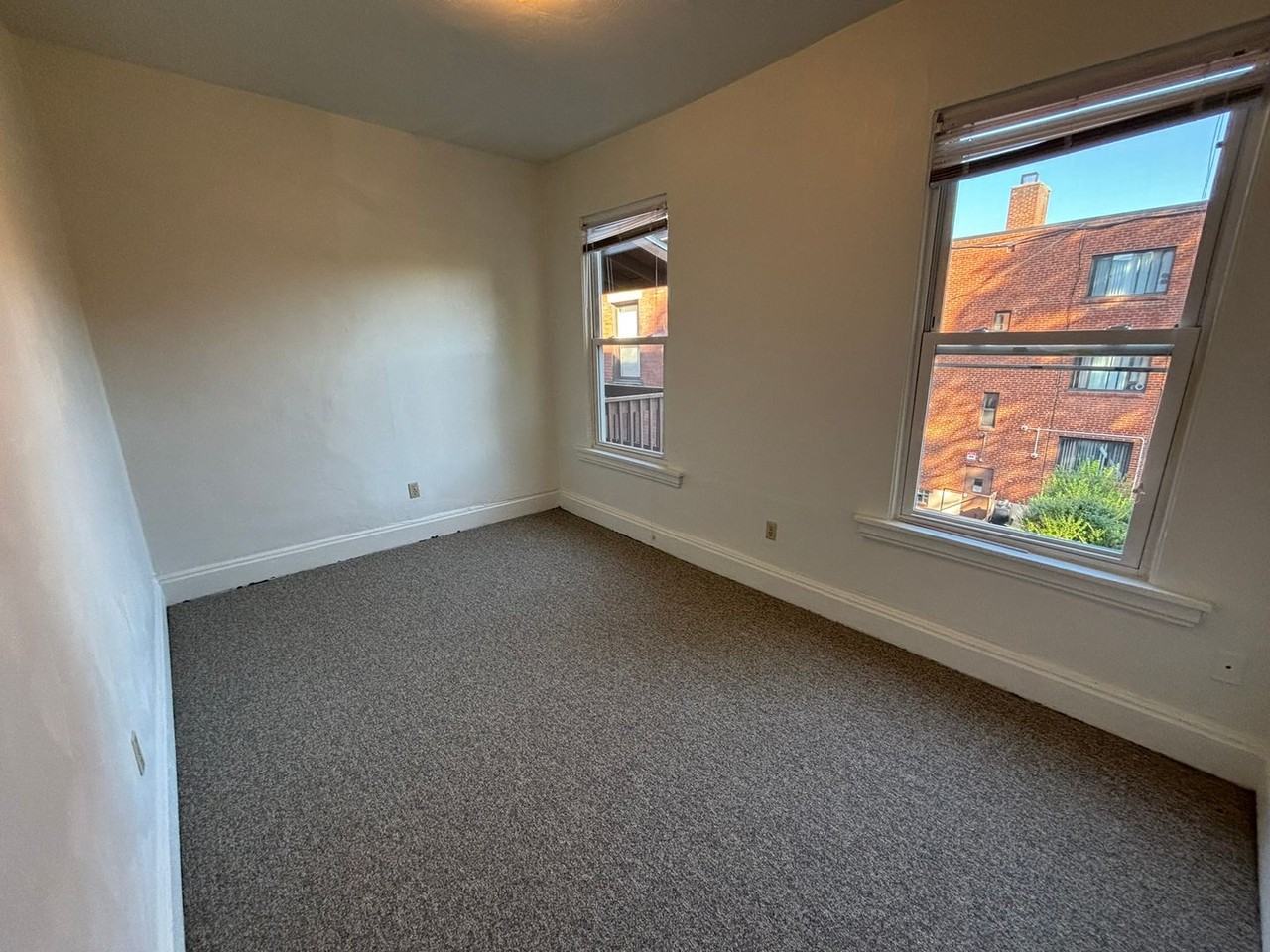 333 Morewood Avenue - Photo 6 of 38