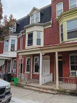 718 W Locust St - Photo 1 of 1