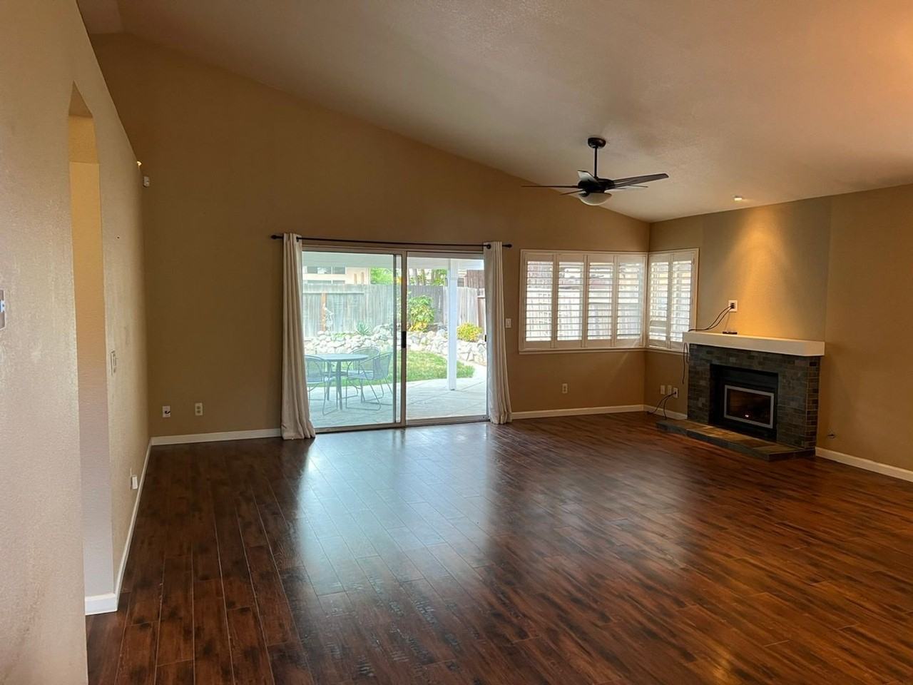 3805 Wilmington Way - Photo 5 of 39