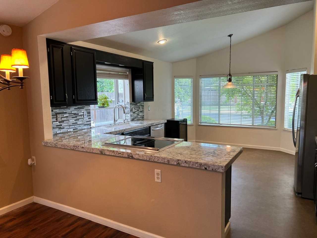 3805 Wilmington Way - Photo 7 of 39