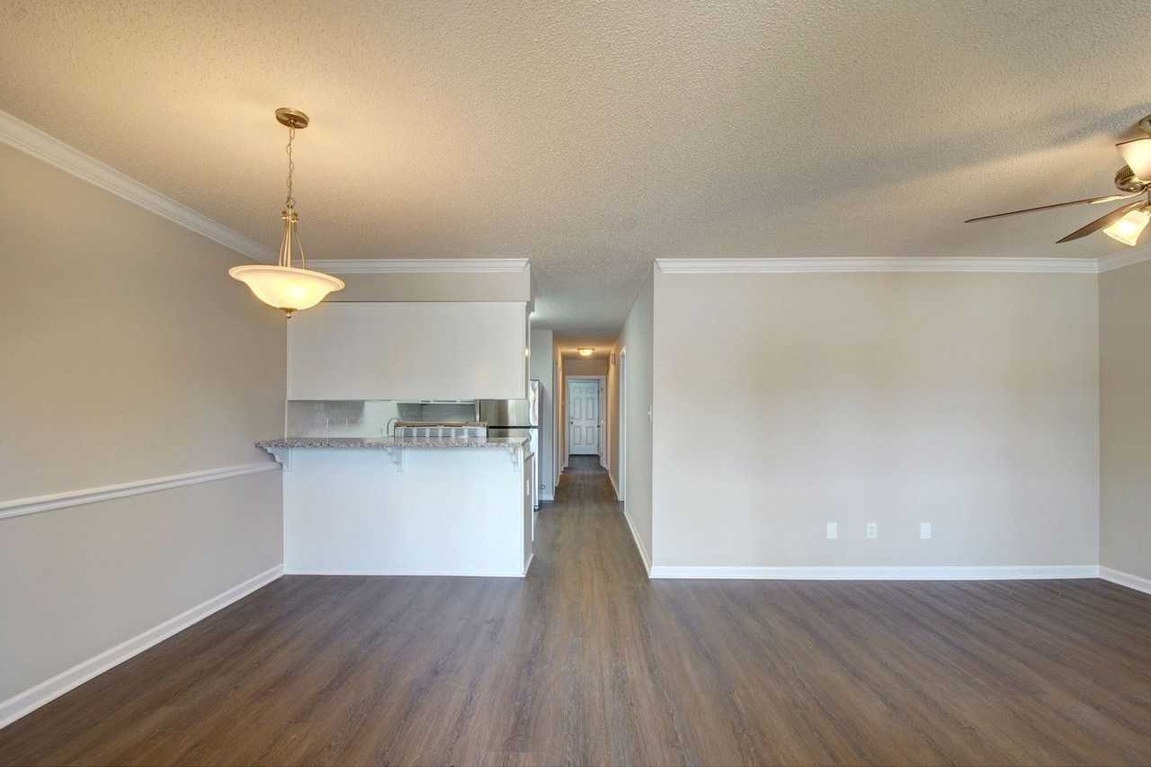 126 Railroad Ridge Rd - Photo 3 of 13