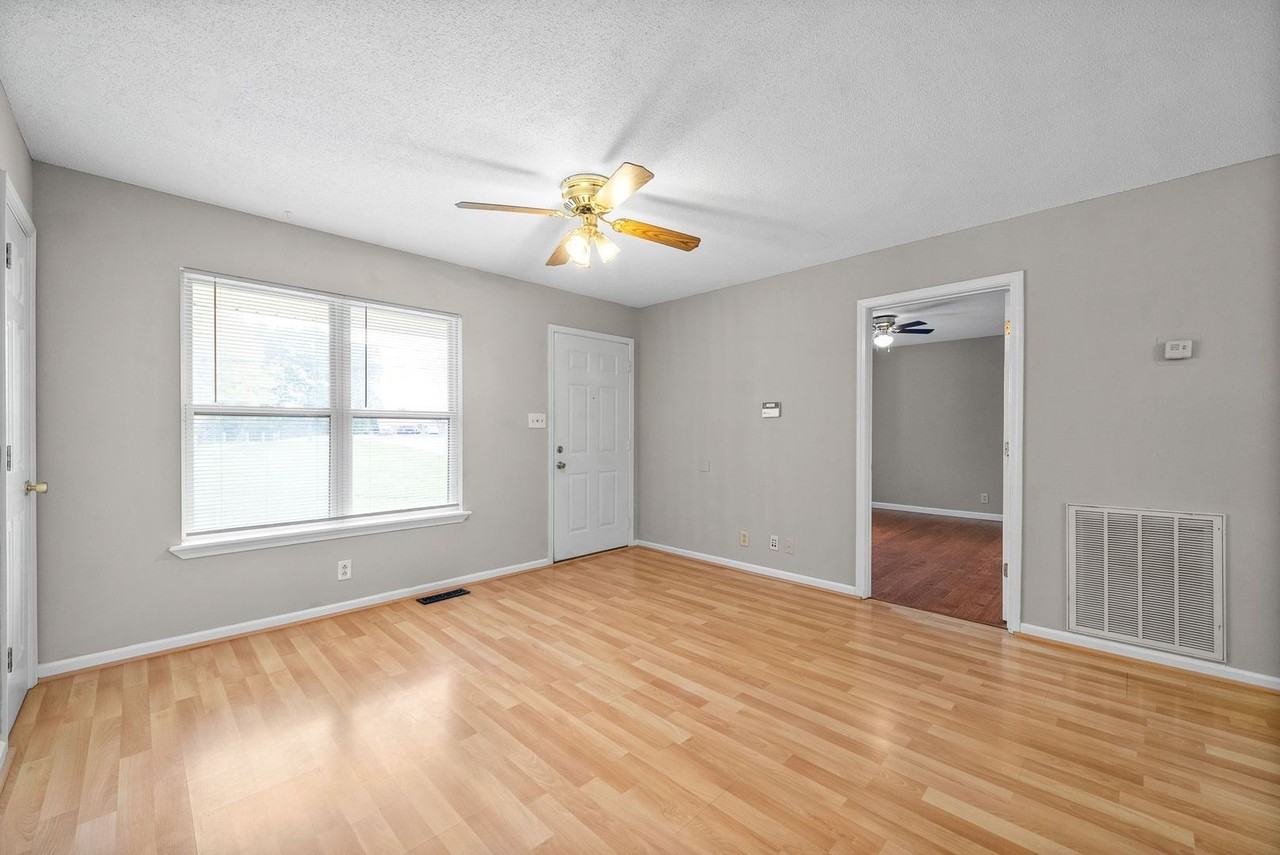 1132 Peachers Mill Rd - Photo 7 of 26
