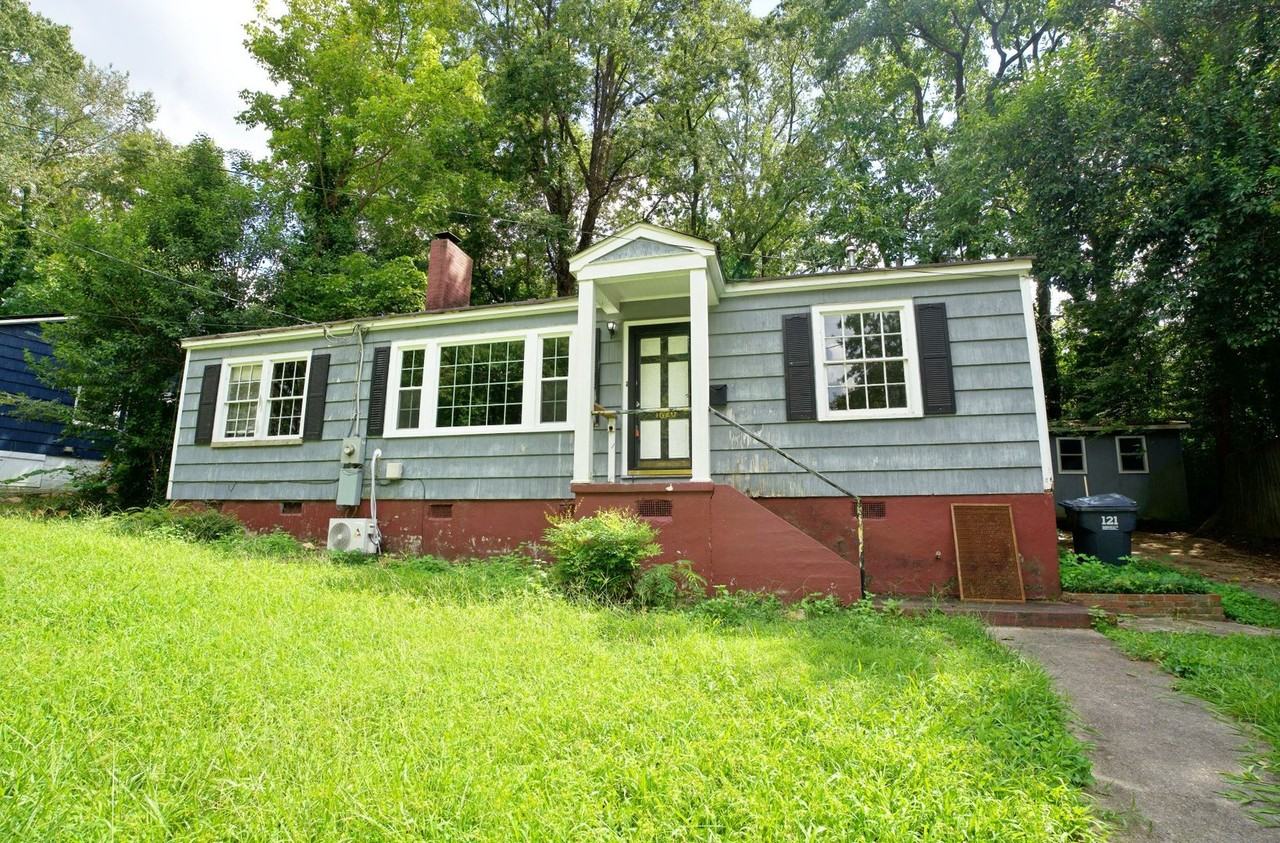 1620 Marguerite Ave - Photo 2 of 14