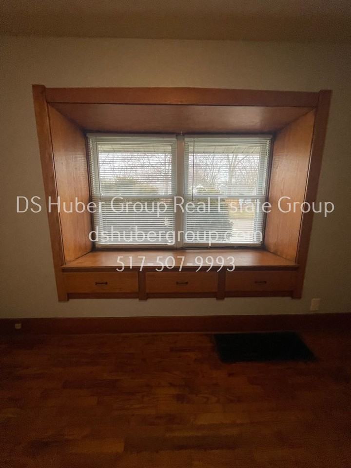 805 Comfort St - Photo 6 of 19