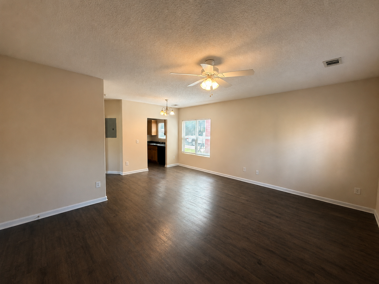 261 Fern Ridge Ct - Photo 2 of 17
