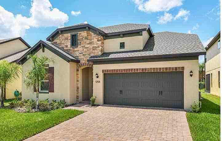 1258 Fountain Coin Loop - Photo 2 of 30