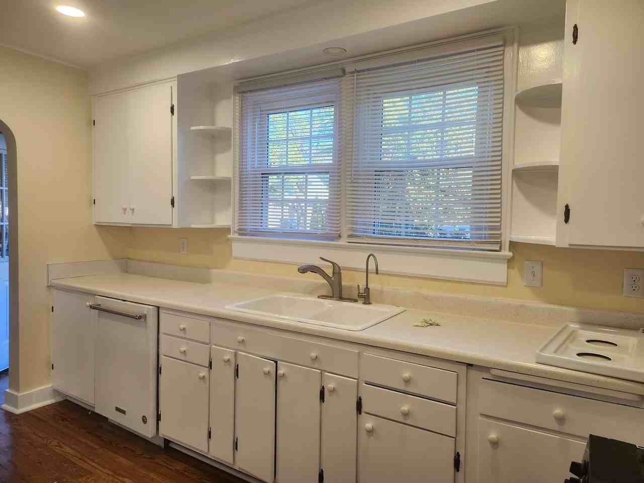 119 Mcfarland Ave - Photo 4 of 26