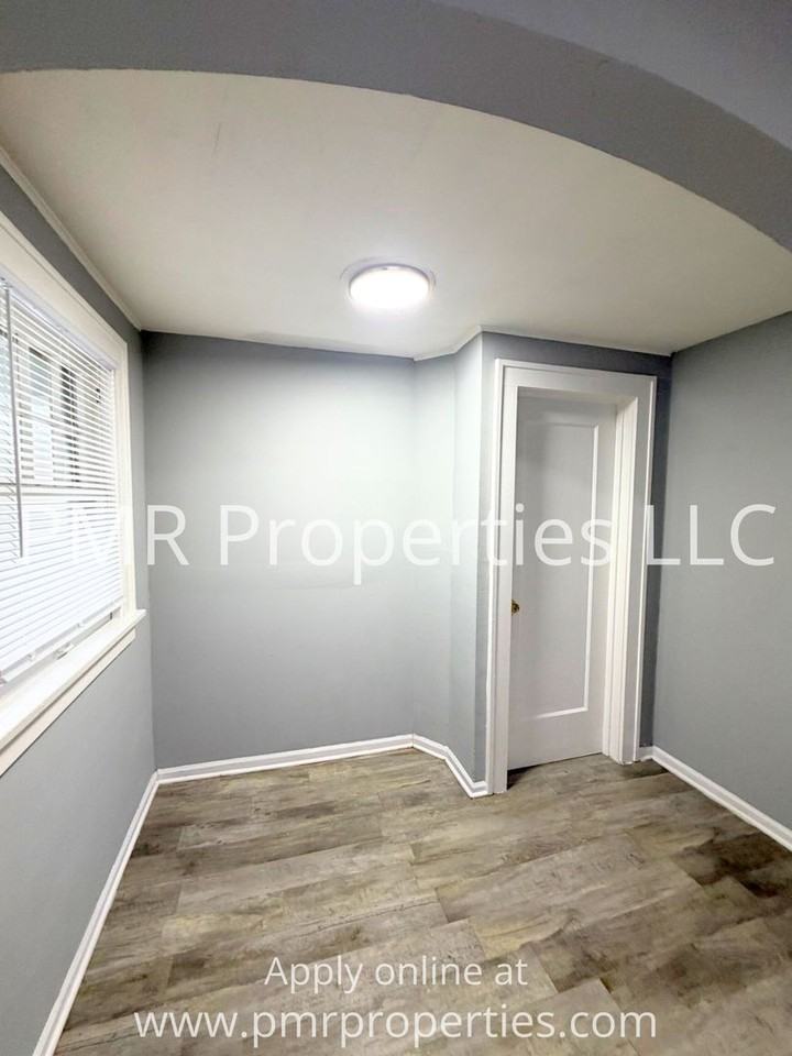 2210 Edmond St - Photo 6 of 8