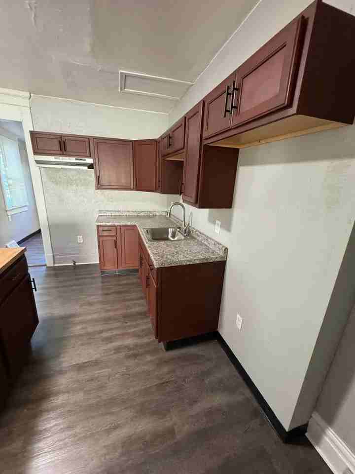 7305 Schley Ave - Photo 7 of 20