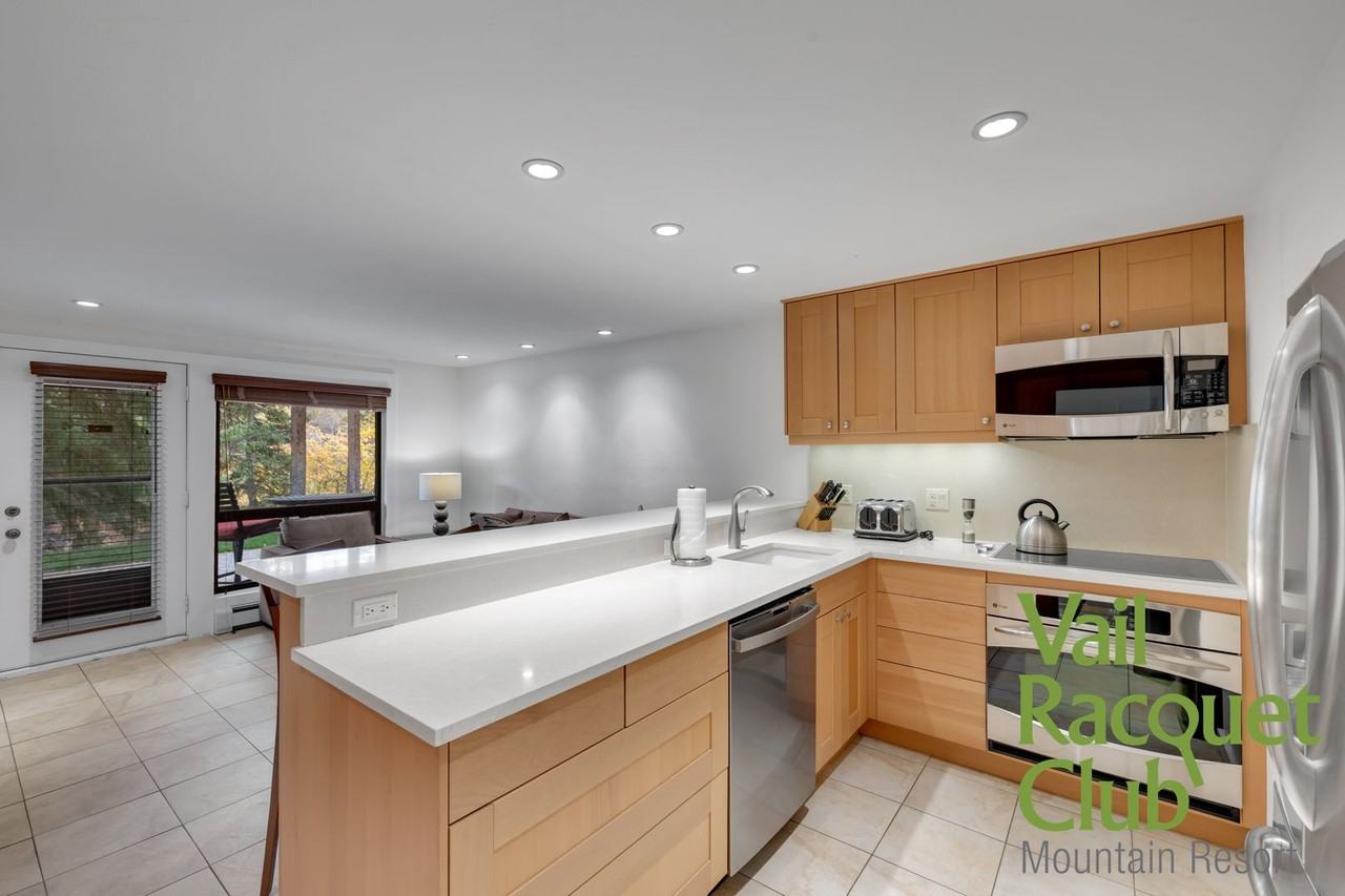 4640 Vail Racquet Club Dr #1002 - Photo 5 of 27