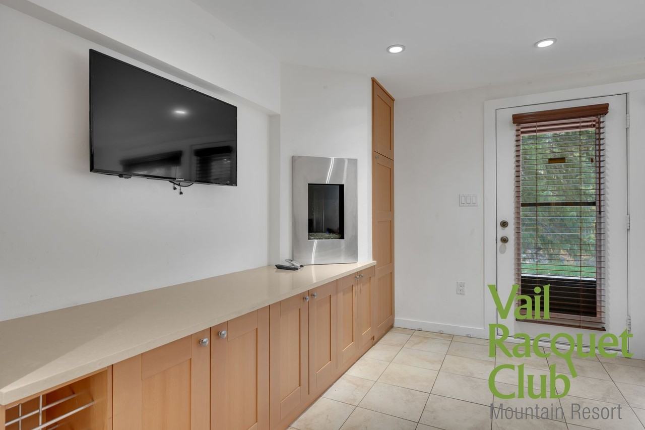4640 Vail Racquet Club Dr #1002 - Photo 6 of 27