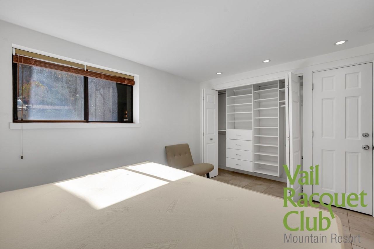 4640 Vail Racquet Club Dr #1002 - Photo 7 of 27