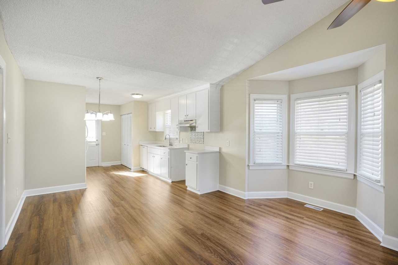 3101 Buckingham Rd Nw - Photo 7 of 26