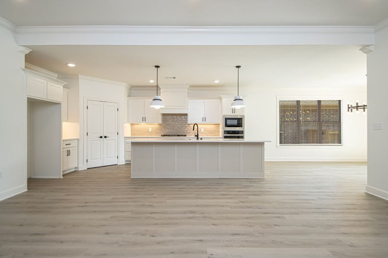 352 Fletcher Loop - Photo 4 of 28