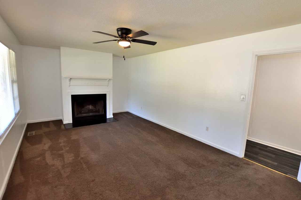 5129 Gainor Ave - Photo 4 of 19