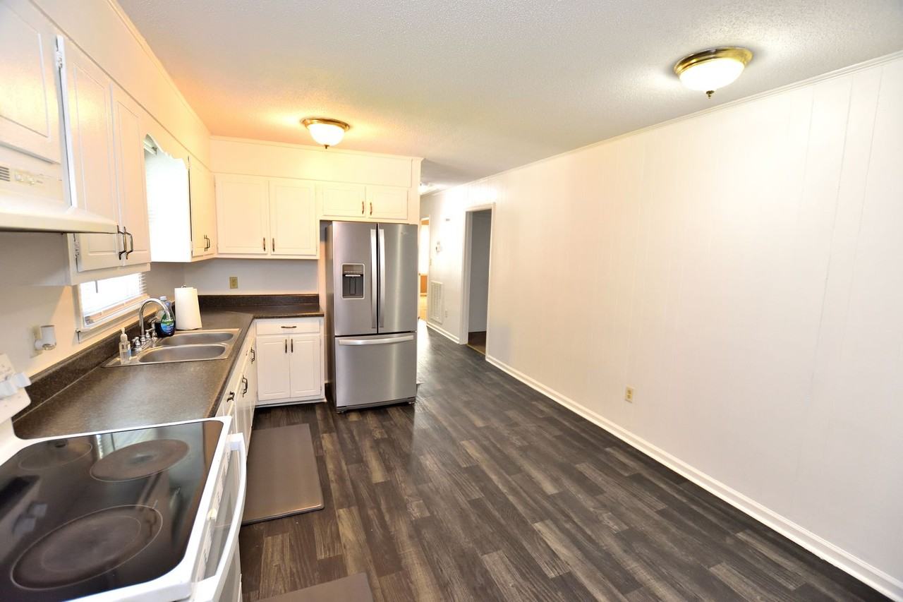 5129 Gainor Ave - Photo 7 of 19