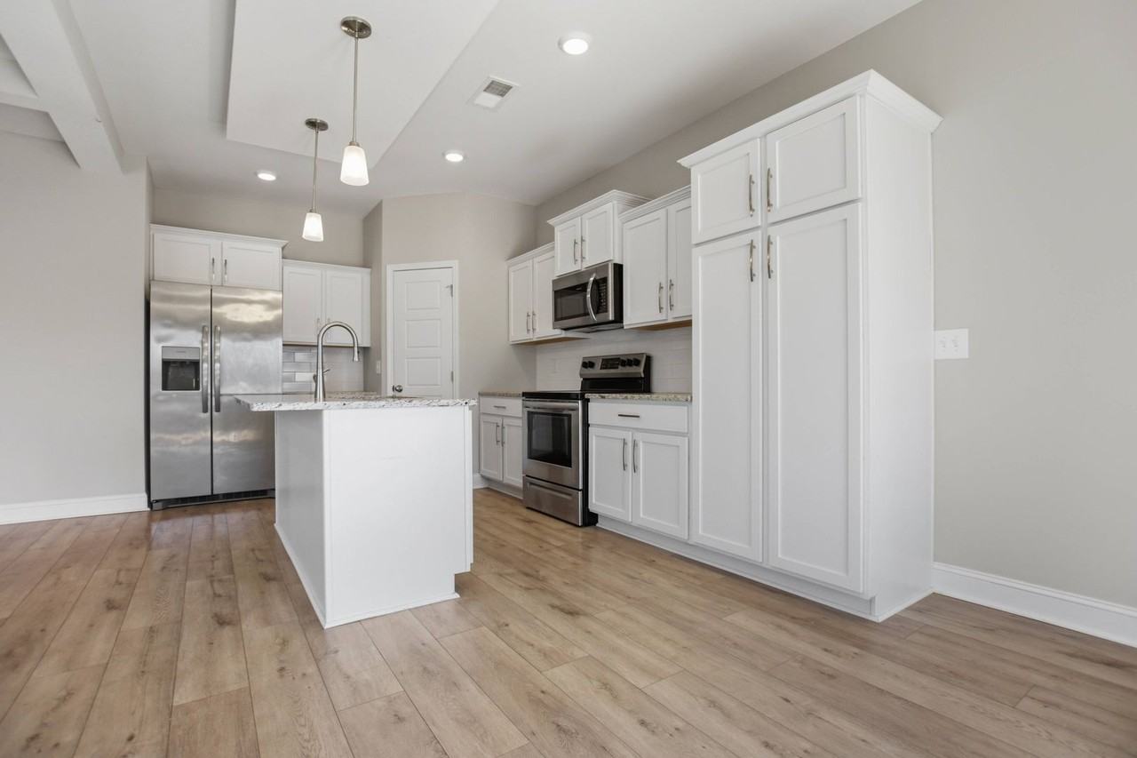 610 Wespanee Way - Photo 7 of 20