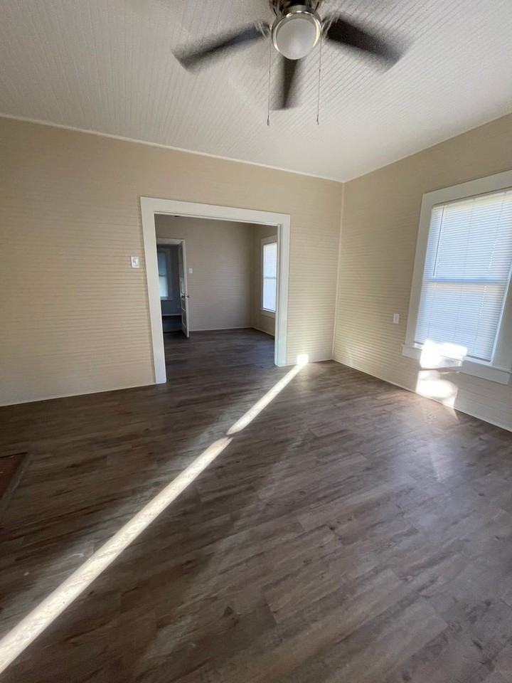 212 Old Woodruff Rd - Photo 5 of 15