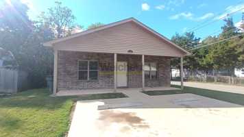 featured image of 726 N 4th St