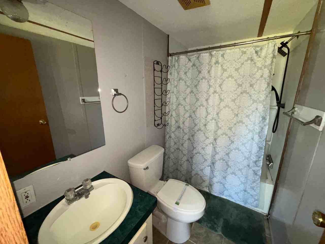 120 Rockwood Dr - Photo 5 of 11