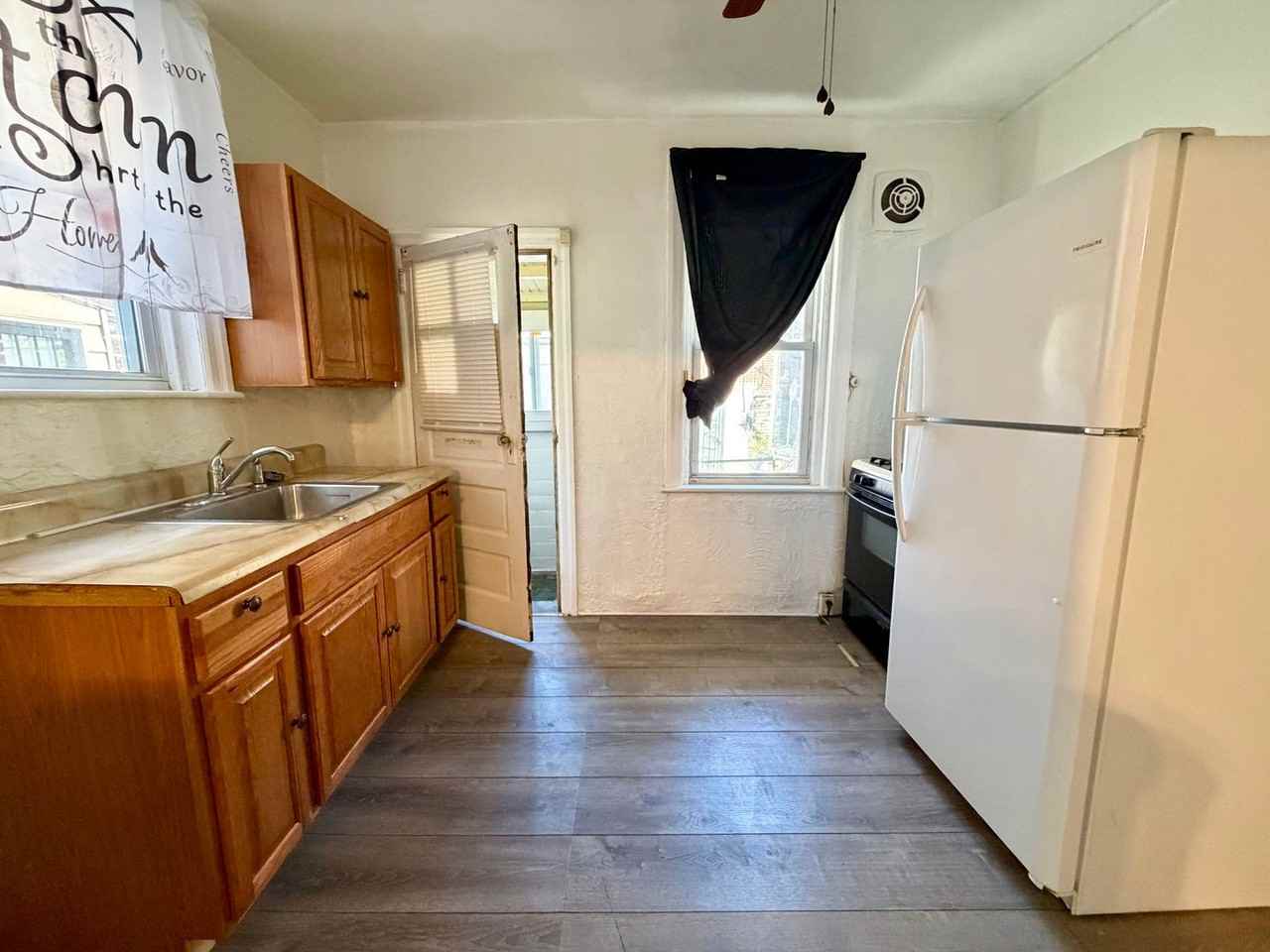 5515 Pentridge St - Photo 7 of 22