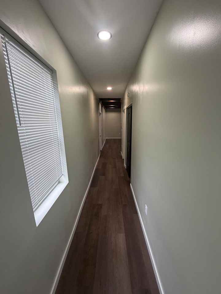 517 S 7th St - Photo 2 of 9
