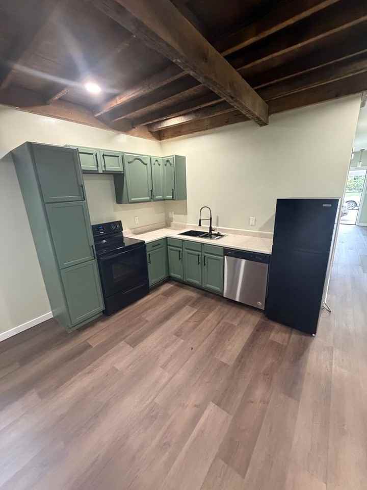 517 S 7th St - Photo 4 of 9
