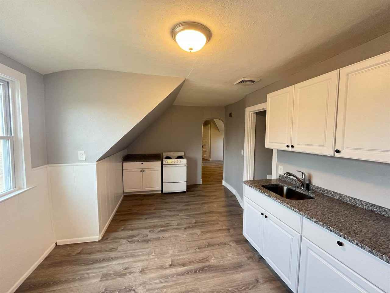 37 Marble St - Photo 2 of 6