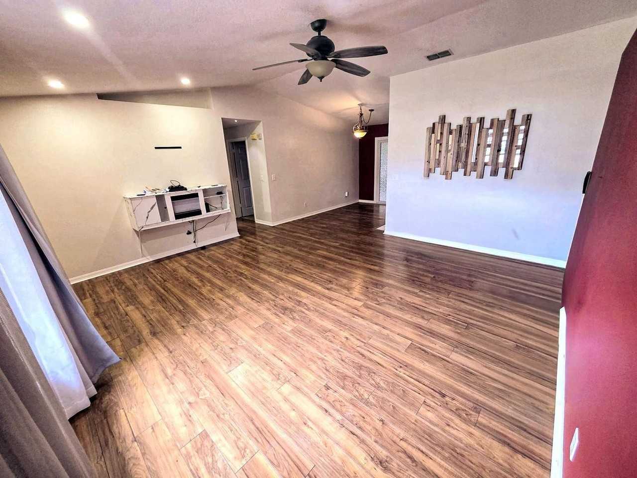 7628 Lewis Rd - Photo 3 of 22