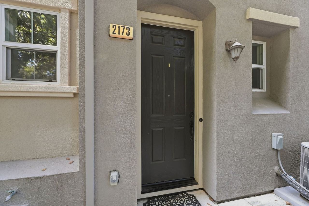 2173 Beech Cir - Photo 7 of 50