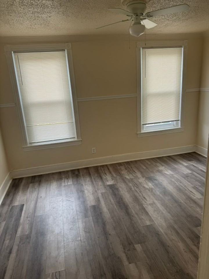 518 N 56th St - Photo 3 of 10