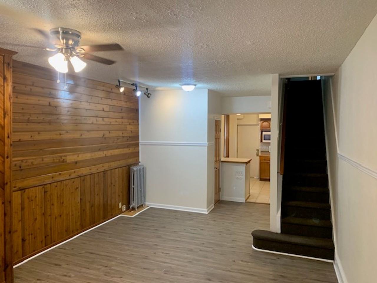 5328 Lesher St - Photo 4 of 17