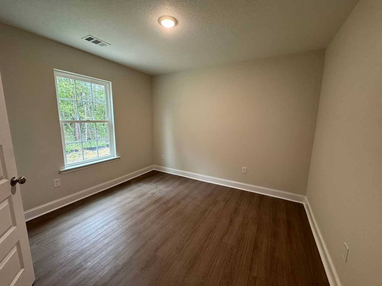 117 Beasley Rd - Photo 4 of 20