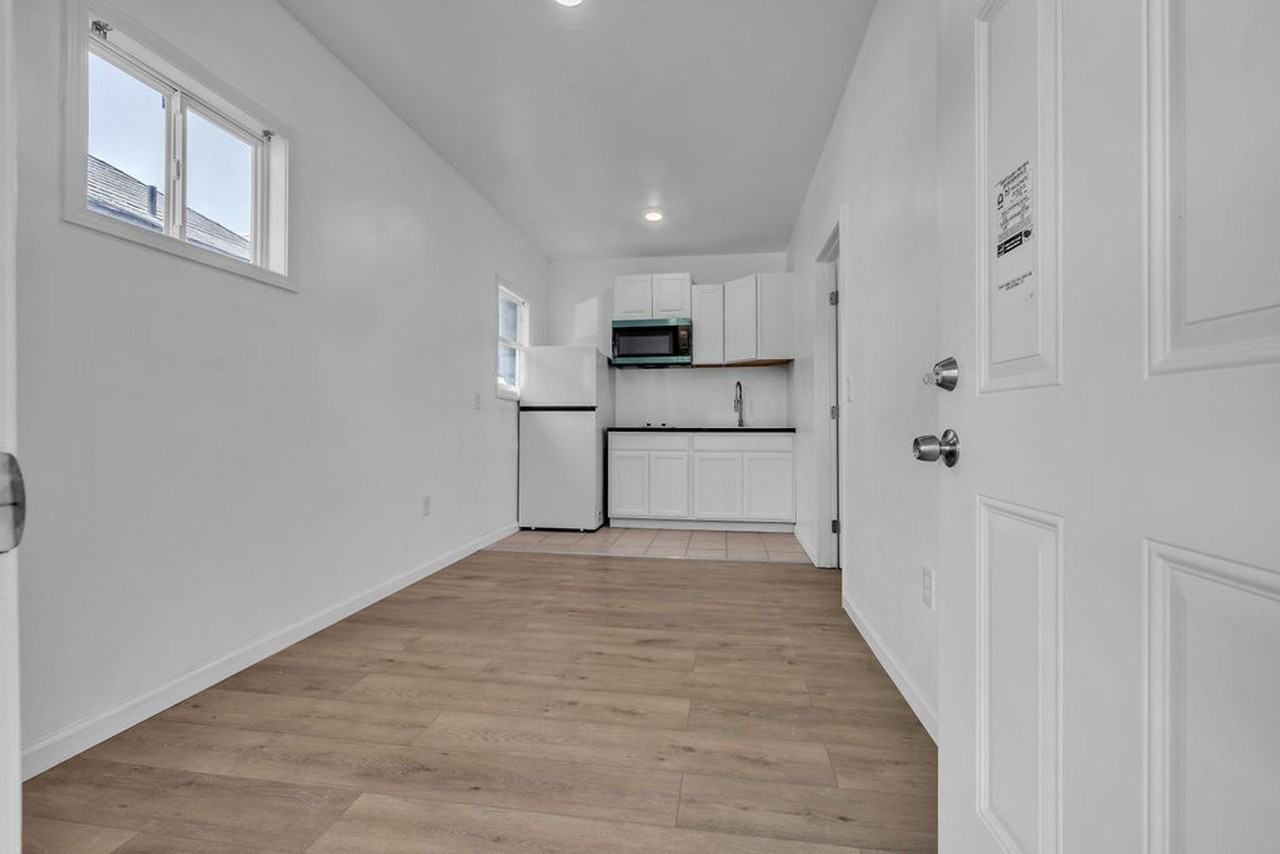 15999 Mateo St - Photo 2 of 18