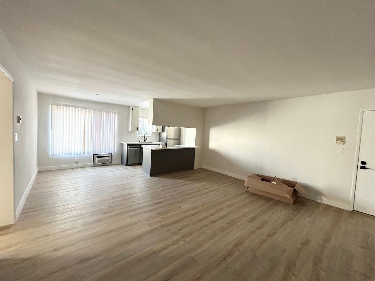 3346 S Canfield Ave - Photo 4 of 8