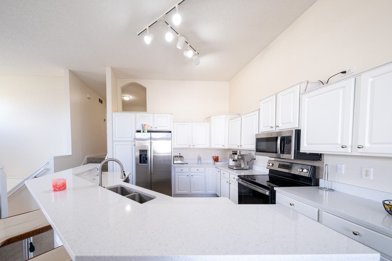 15654 Chasewood Ct #1 - Photo 7 of 29