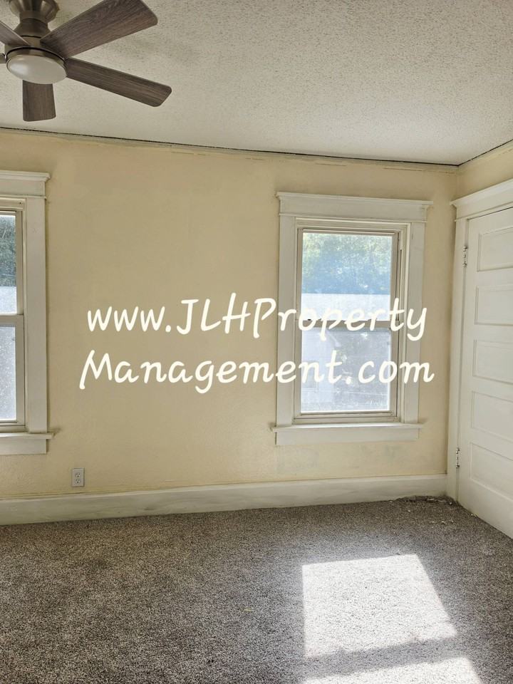 18 Walnut St #1 - Photo 6 of 9