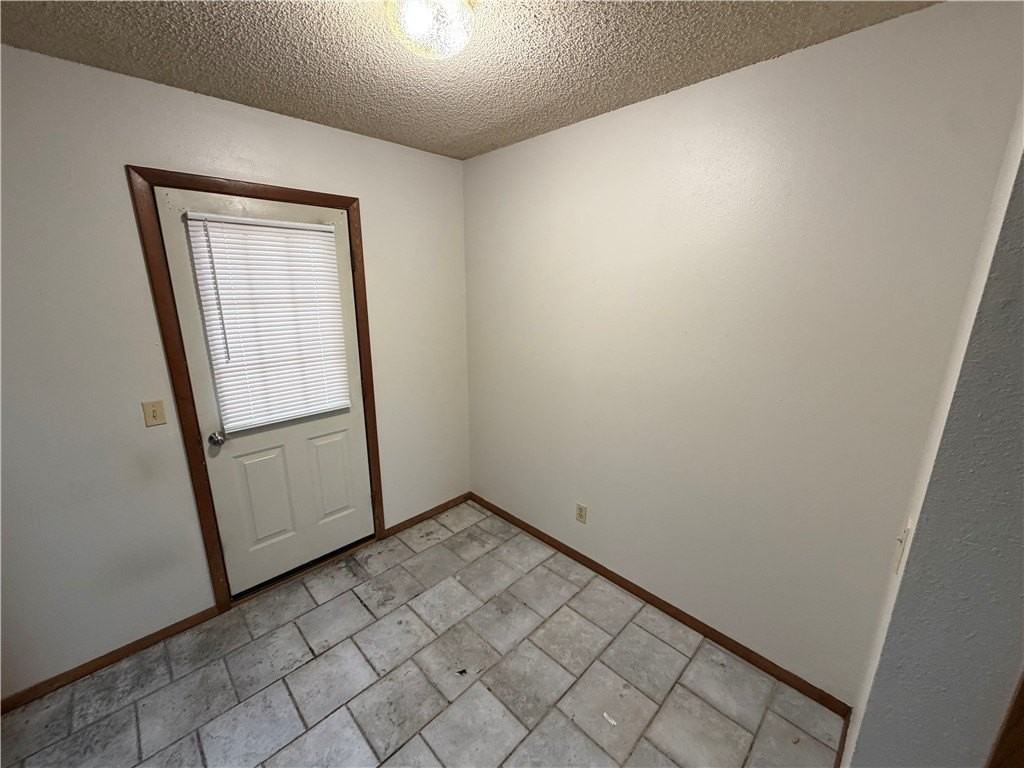 4107 S Concord St #B - Photo 6 of 14