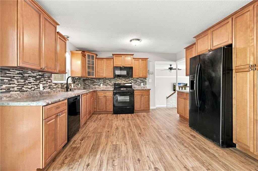 5976 E Huntsville Rd - Photo 4 of 9