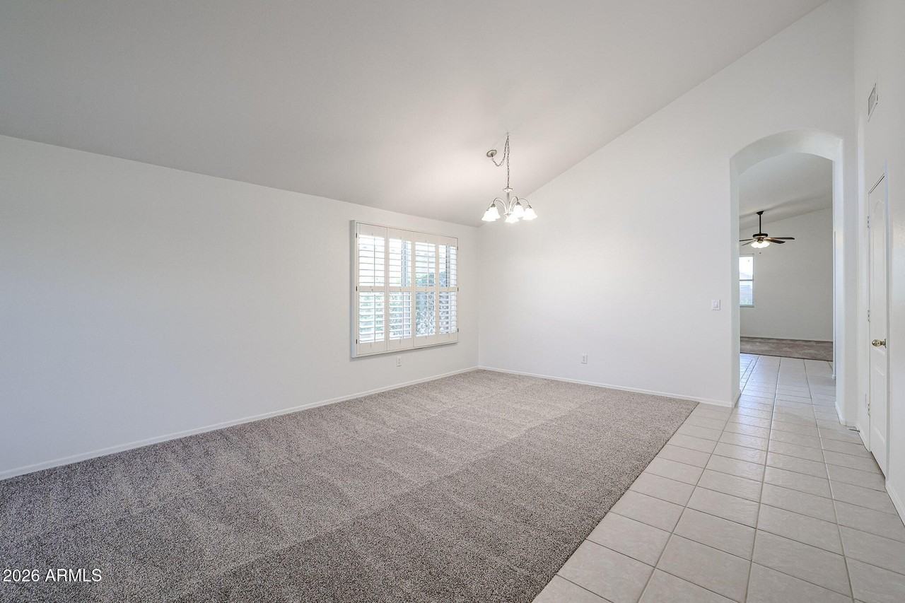 9833 W Yukon Dr - Photo 3 of 18