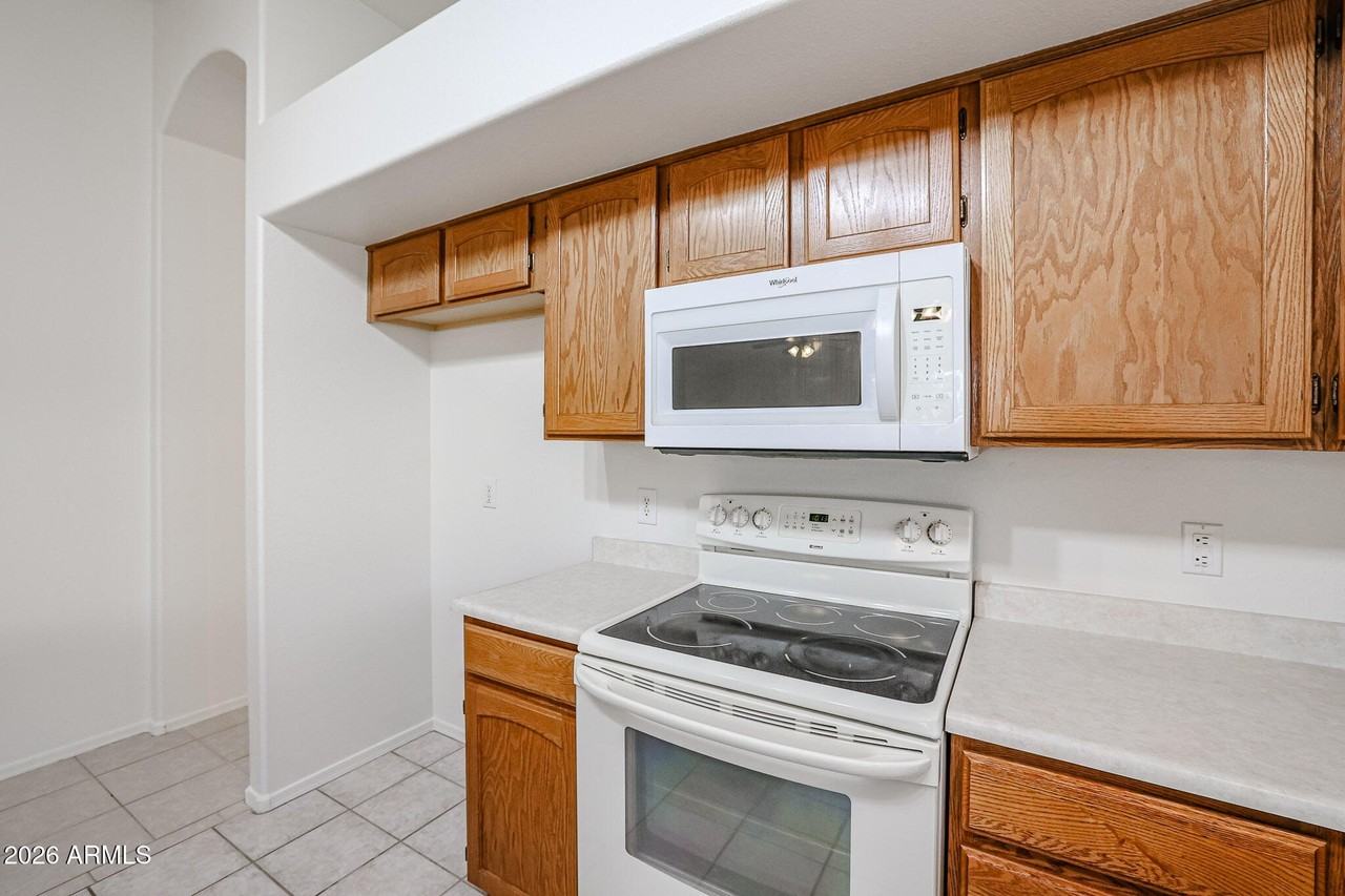 9833 W Yukon Dr - Photo 7 of 18