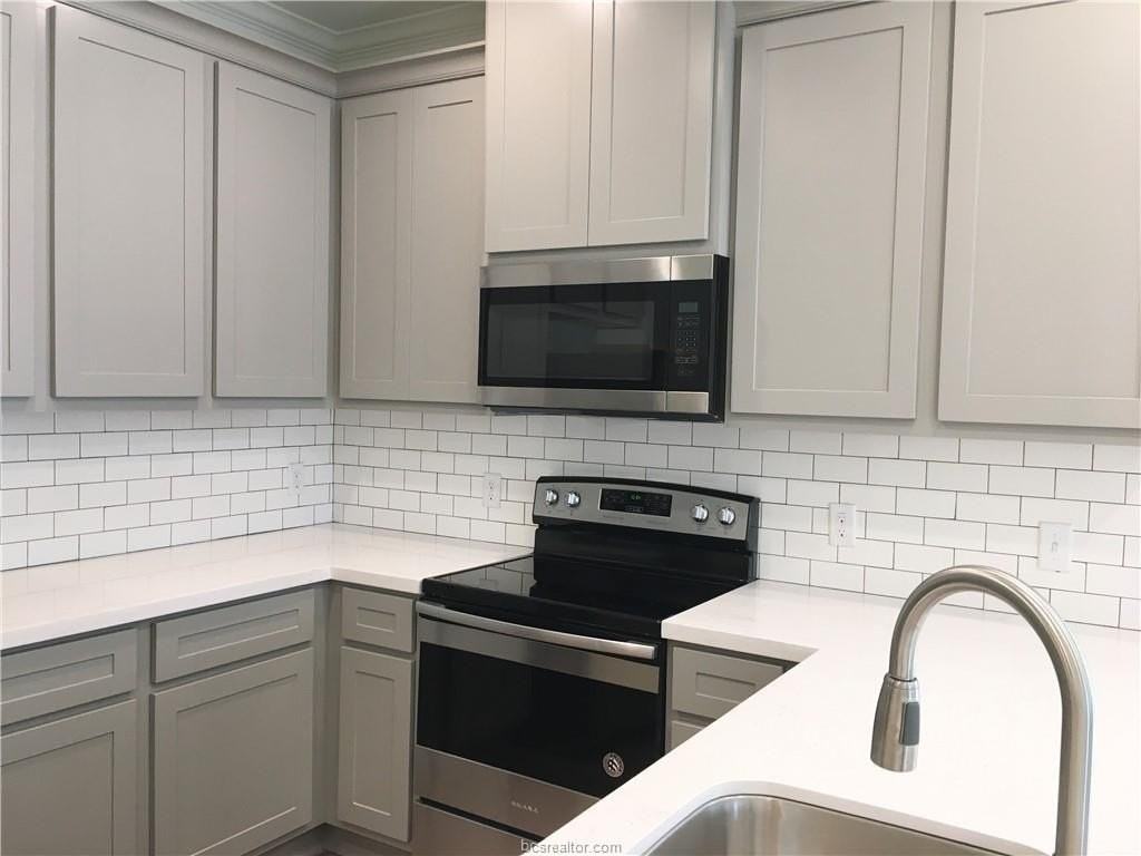 505 Angus Ave - Photo 6 of 11