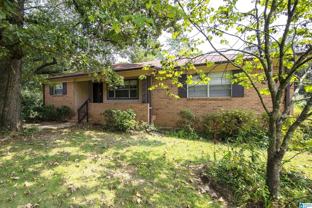 729 Heflin Ave E - Photo 1 of 1