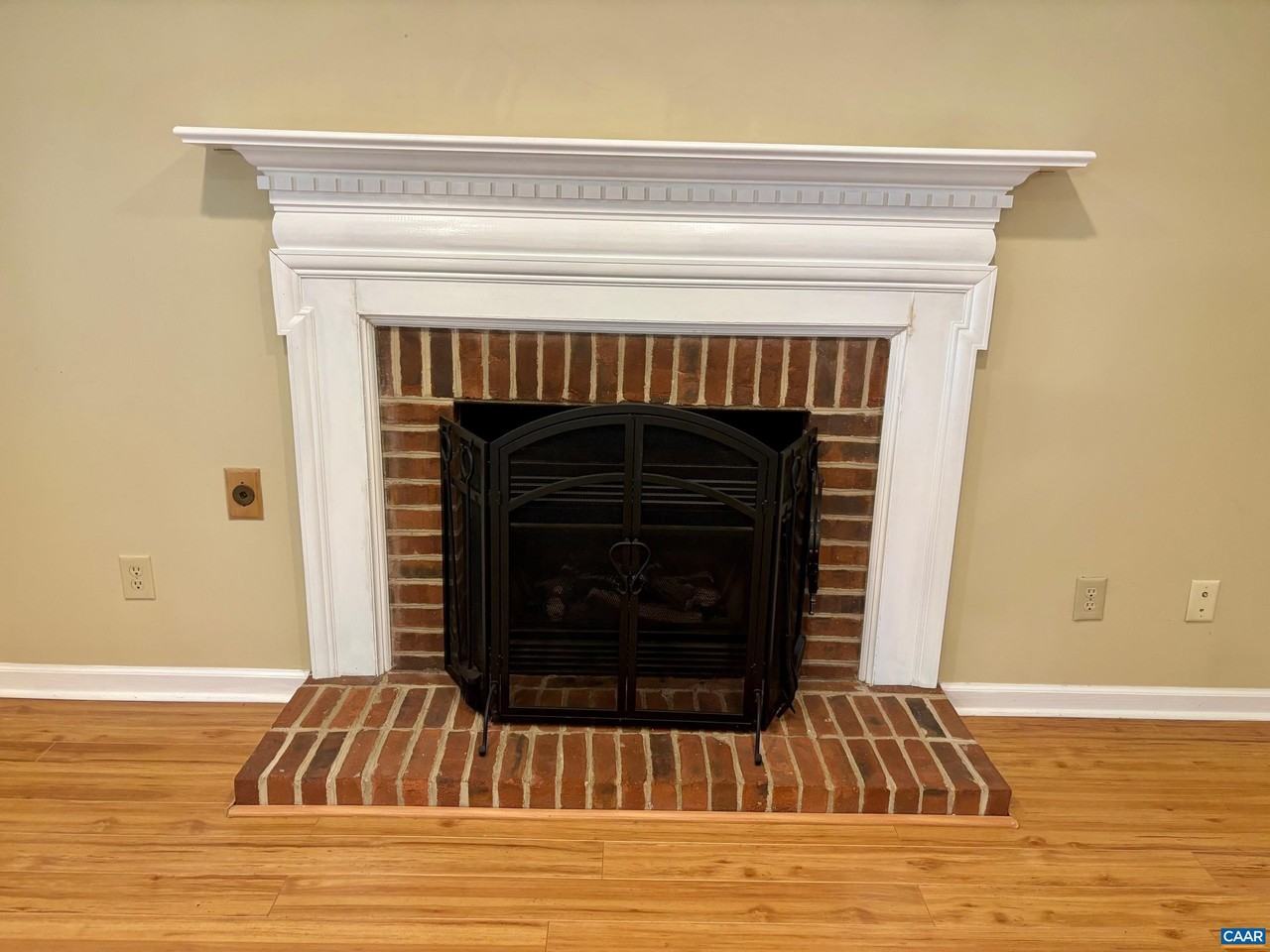 2056 Whispering Woods Dr - Photo 6 of 30