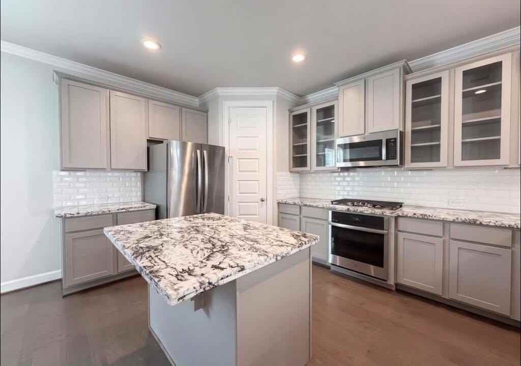 10707 Centre Forest Dr #DR - Photo 3 of 10