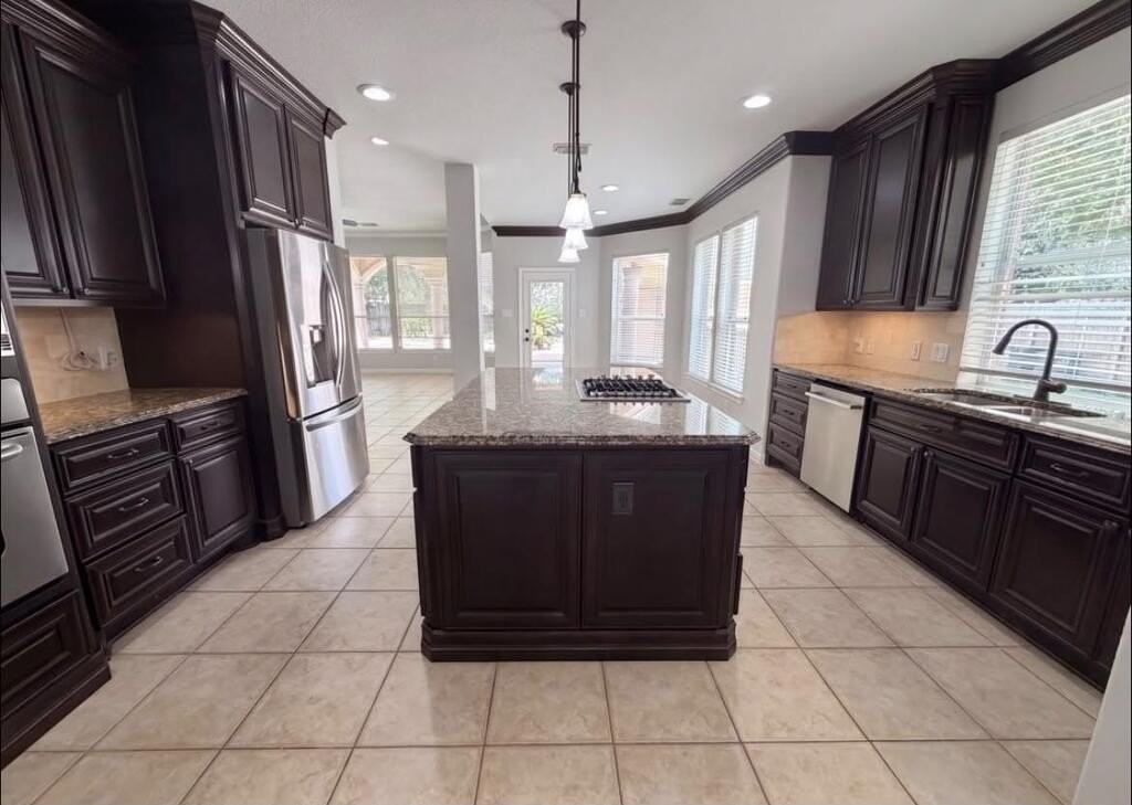 25722 Lake Spri E Lake Ridge #NG - Photo 3 of 10