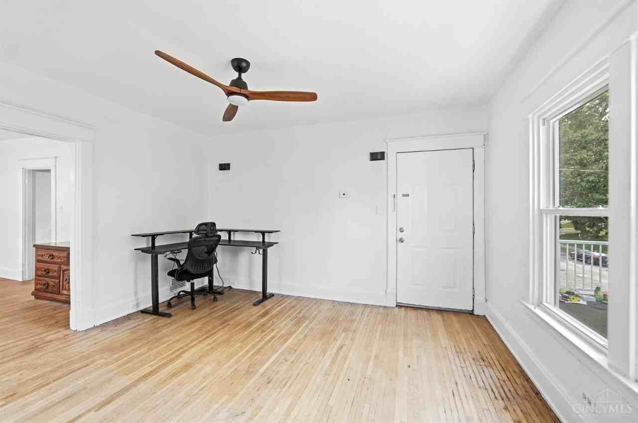 4020 Forest Ave #2 - Photo 5 of 42