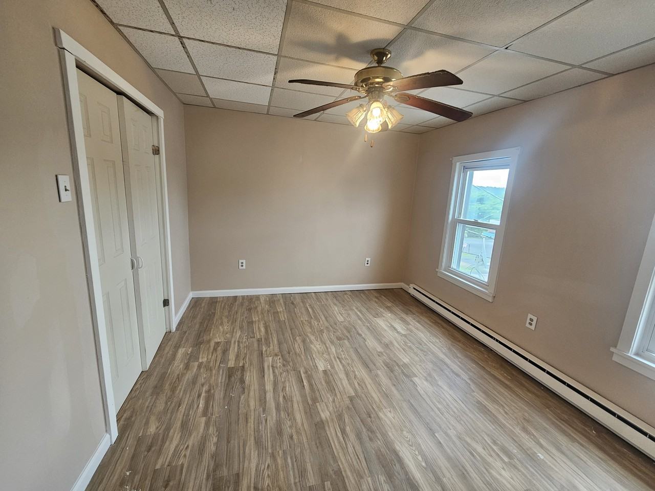 897 W Coal St #1 - Photo 6 of 11