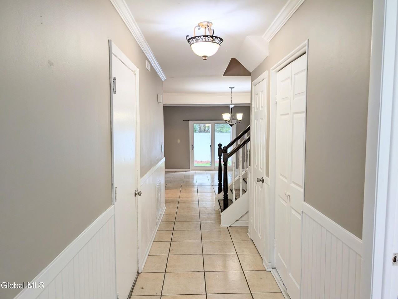9 Chadwyck Sq - Photo 7 of 35