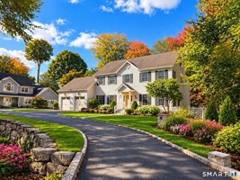 featured image of 176 Nichols Ave